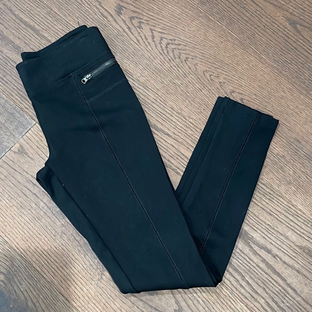 Romeo + Juliet Black Leggings Size XS